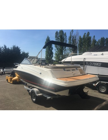 BAYLINER VR5 CUDDY In-Board 250cv | Achat bateau neuf