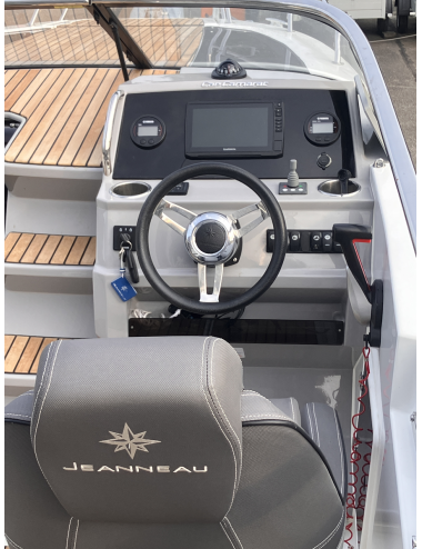 ► JEANNEAU CAP CAMARAT 7.5 DC