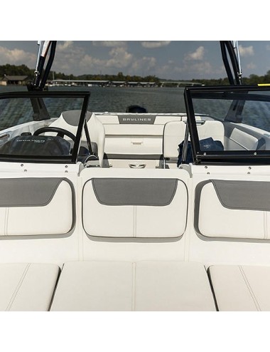 ► BAYLINER VR6