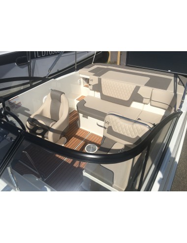 BAYLINER VR5 CUDDY In-Board 250cv | Achat bateau neuf