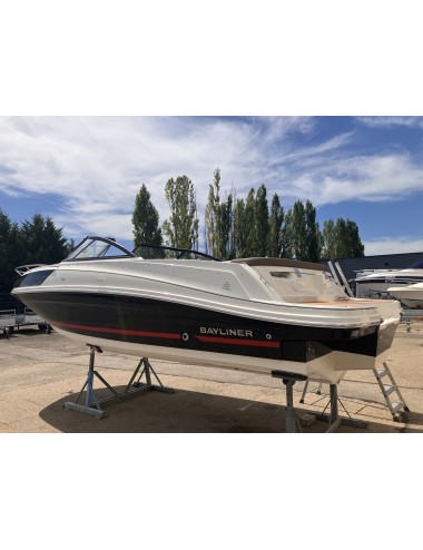 BAYLINER VR6 CUDDY V6 de 225cv | Achat bateau neuf