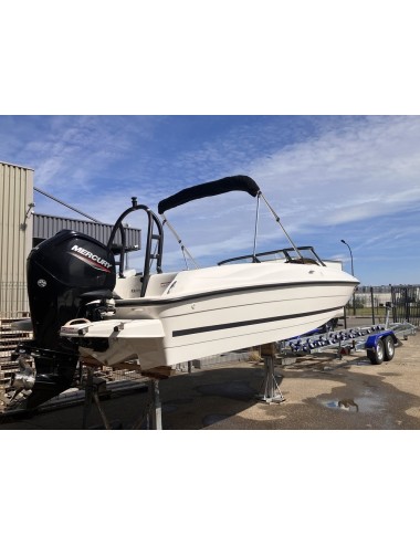 ► BAYLINER E18